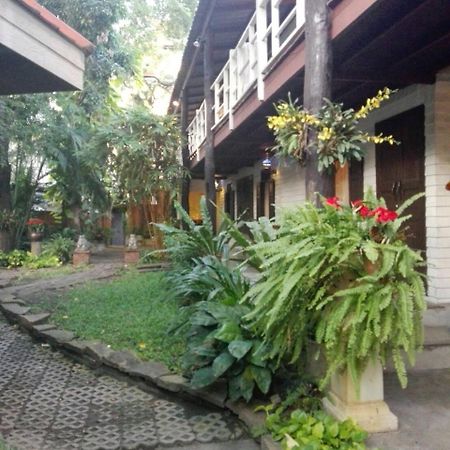 Smile House Guesthouse Chiang Mai Zewnętrze zdjęcie