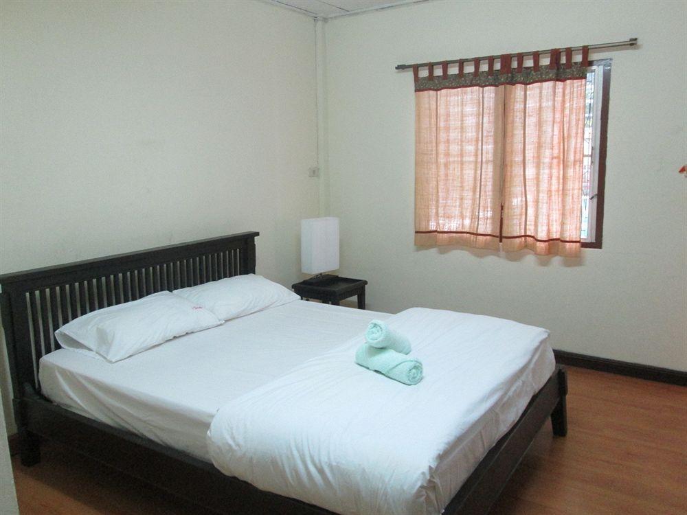 Smile House Guesthouse Chiang Mai Zewnętrze zdjęcie