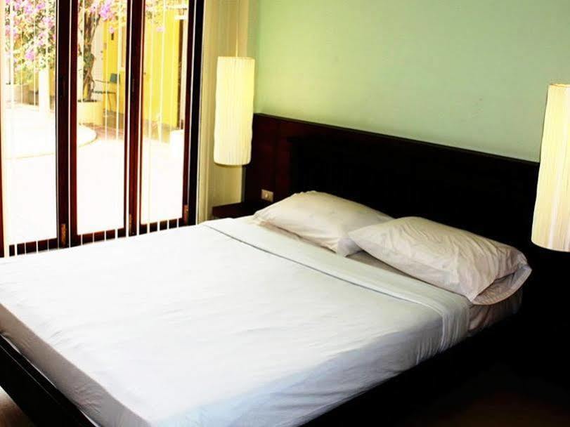 Smile House Guesthouse Chiang Mai Zewnętrze zdjęcie